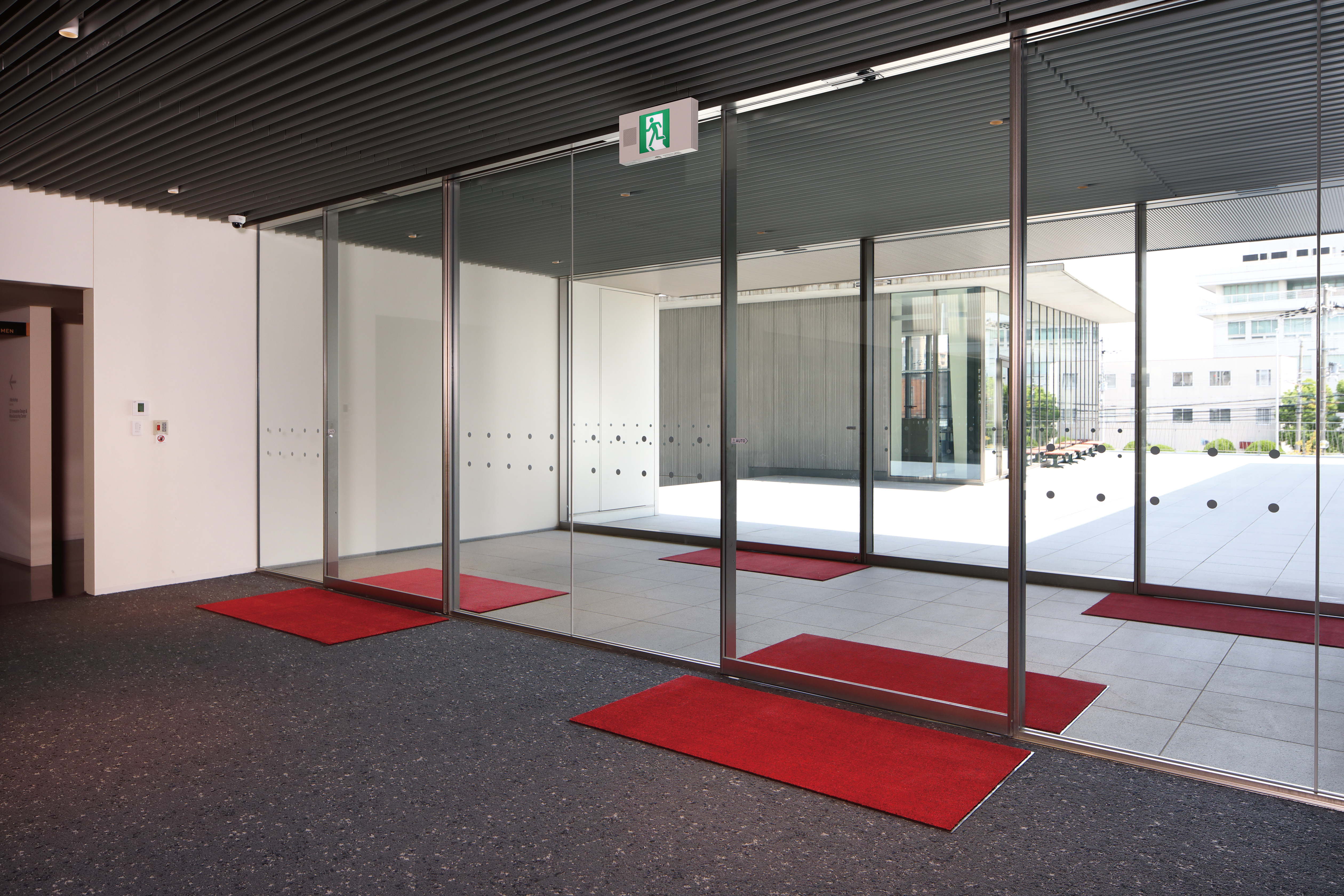 期間限定セール 山崎産業 ニュー吸水マット #15 R(赤) 吸水マット(屋内用) 900×1500mm F-176-15-R 期間限定セール 山崎産業 ニュー吸水マット #15 R(赤) 吸水