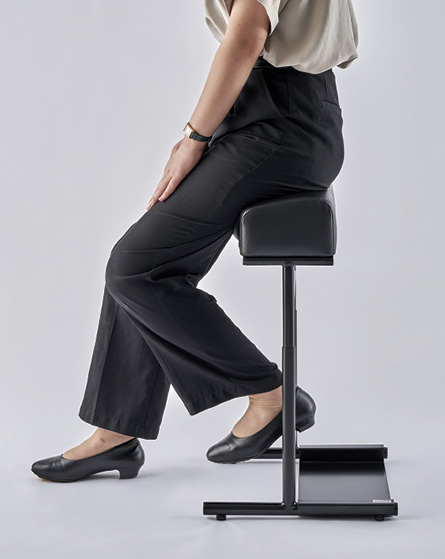 山崎産業株式会社｜ワークチェアVNスタンドサポート001